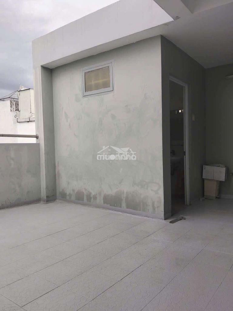 Phòng đẹp có cửa sổ, có máy lạnh, điện nước rẻ gần đh nguyễn tất thành - 4