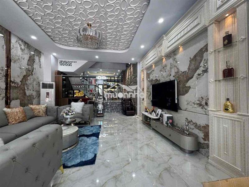 Nhà 3 tầng full nội thất cao cấp diện tích sàn 282m2