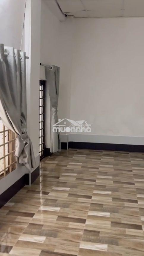 Cho thuê ktx ở ghép có máy lạnh, wc, quốc lộ 13 cũ gần vạn phúc, mới.