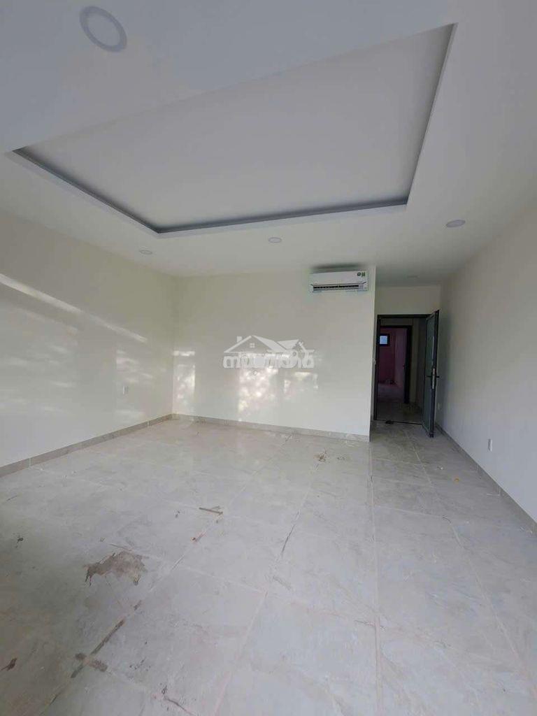 Cần cho thuê nhà pttn khu 10ha dt 5 x18 1 trệt 3 lầu 5pn 5ws - 4