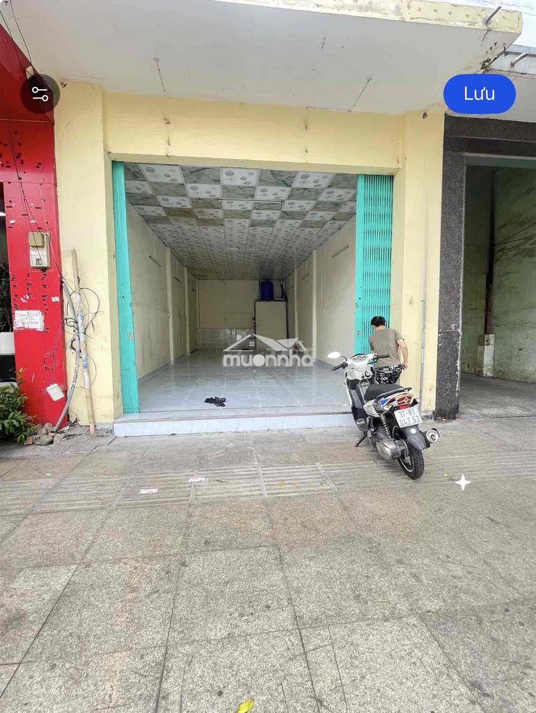 Nhà cho thuê mtkd luỹ bán bích.dt:4.8m x 15m. nhà cấp 4 trống suốt