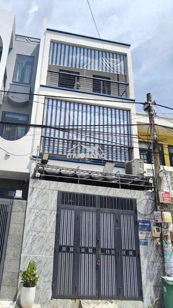 Nhà long trường , quận 9