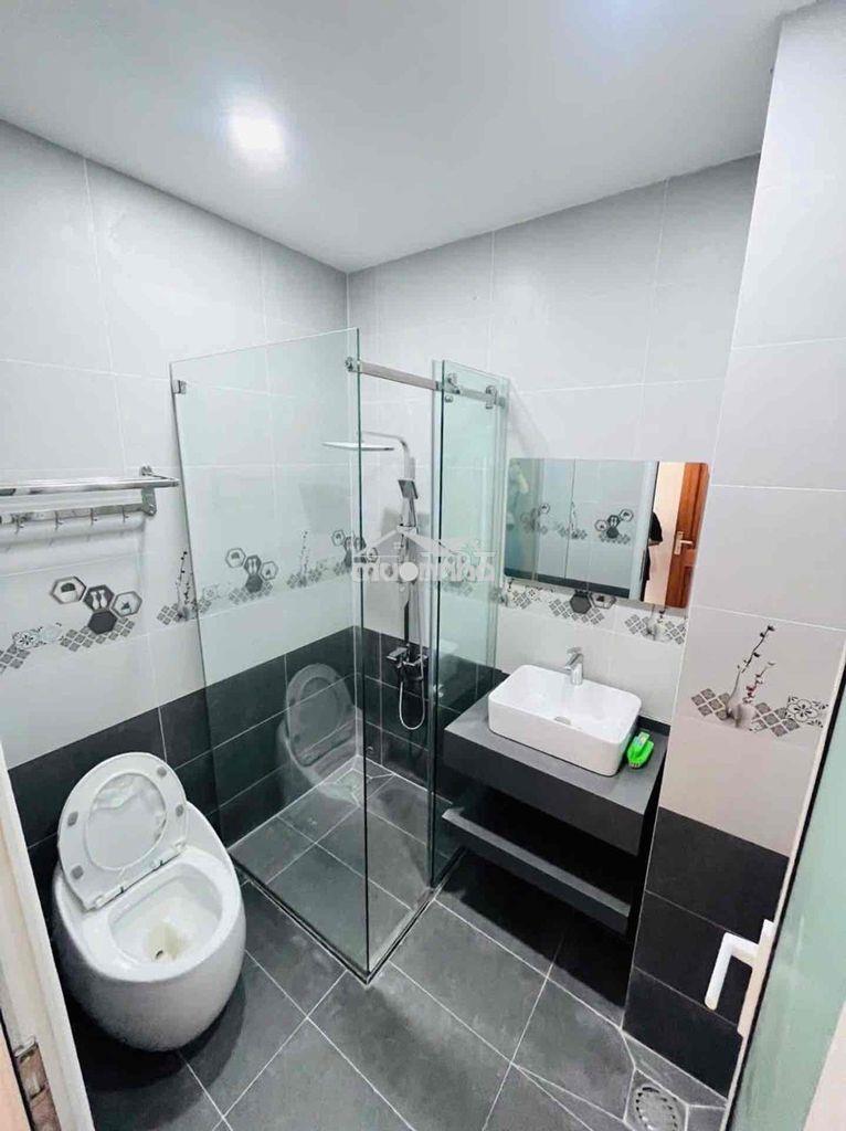 Hiếm trung tâm q8 chủ cần bán gấp - dtsd 140m2 - nhà đẹp 4 tầng 5pn 6t - 2