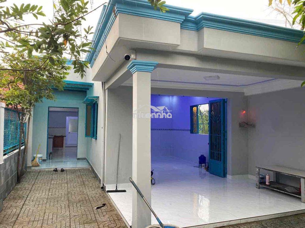 Nhà dt 6m5x20 nhà vườn . 3 p ngủ 1 wc ấp 5 xã phong phú củ - 2