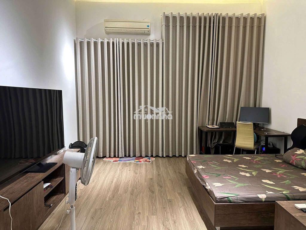 Căn hộ hưng vượng 1 tầng thấp
trung tâm phú mỹ hưng, quận 7 - 4