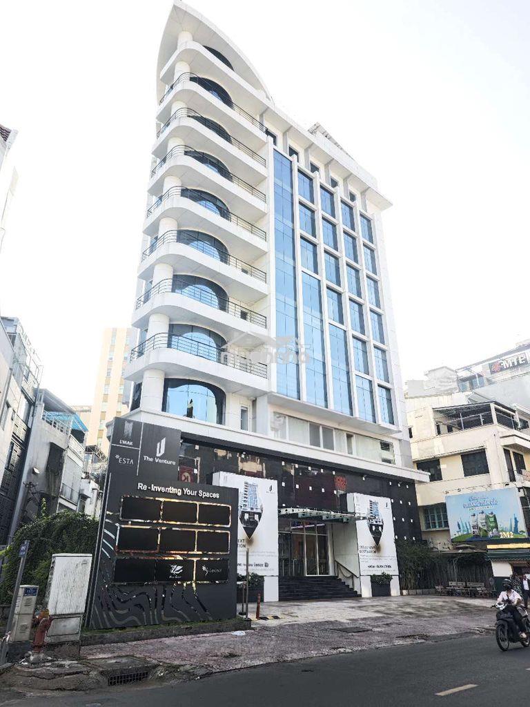Tòa văn phòng sân bay 1200m2