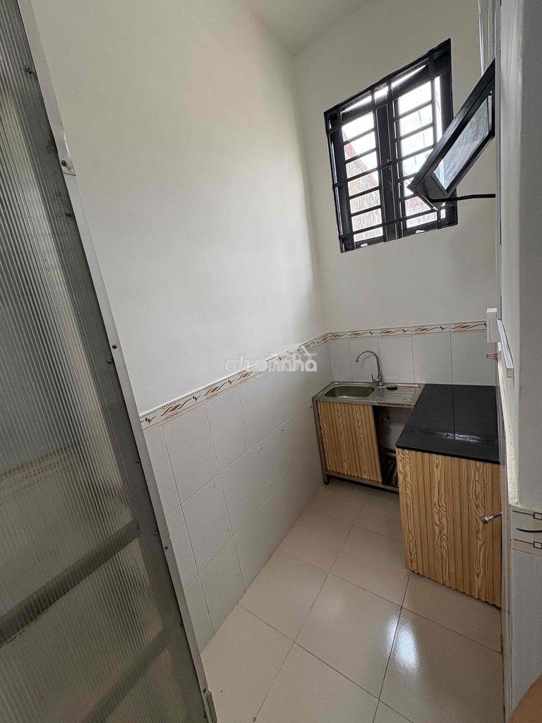 [Chủ nhà] cho thuê phòng cmt8 gần cv lê thị riêng - 3