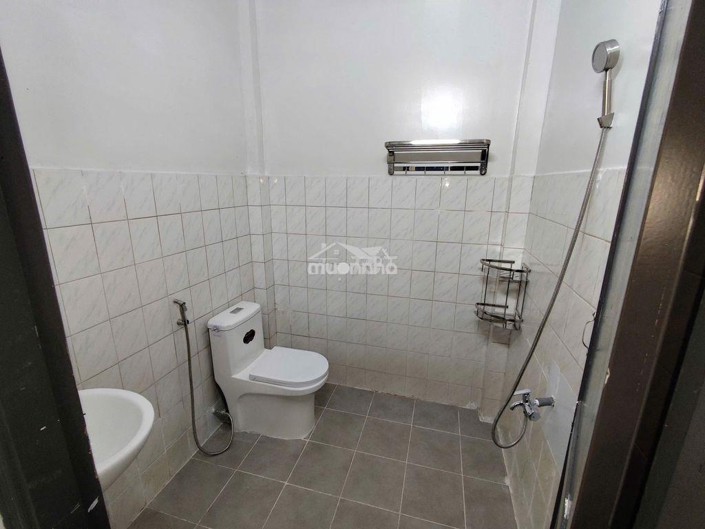 Phòng đầy đủ nội thất gần đại học ngân hàng, kinh tế luật - 2