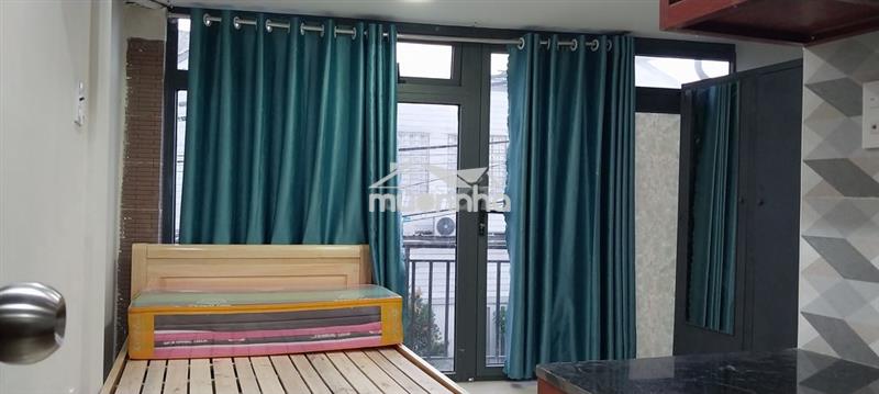 P ban công h 1382 nguyễn duy trinh gần đh ufm_fpt_hutech 28m2, 2 tr 6