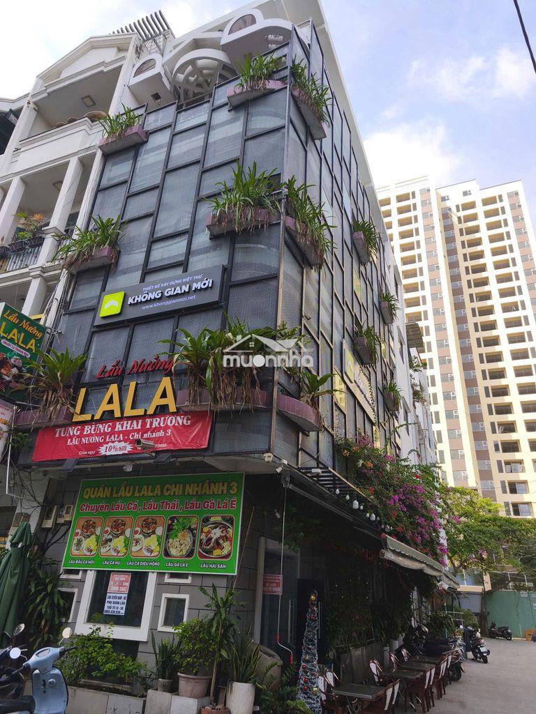 Thuê 25 lời 27 hợp đồng 5 năm chdv lô góc 2 mt sát 4 chung cư xịn đét 