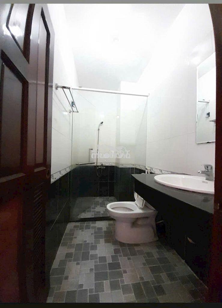 Cho thuê phòng trọ cao cấp ngay vincom dĩ an, ngã tư 550, charm city