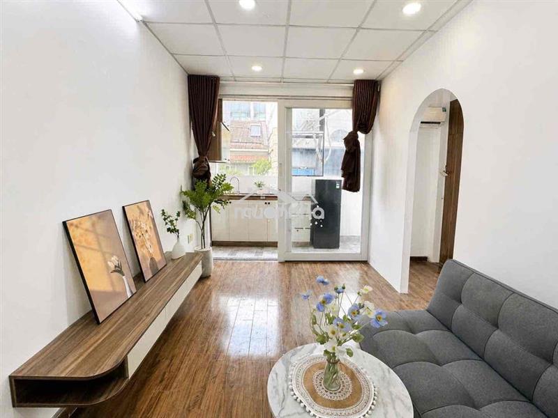 Căn 1 phòng ngủ phòng khách bancol tách bếp gần cầu lê văn sỹ quận 3