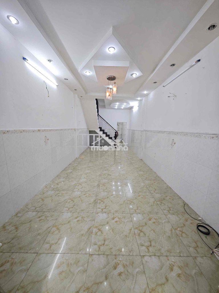Cho thuê nhà- 3pn+2wc- 48m2-âu cơ, q11- 12.8tr