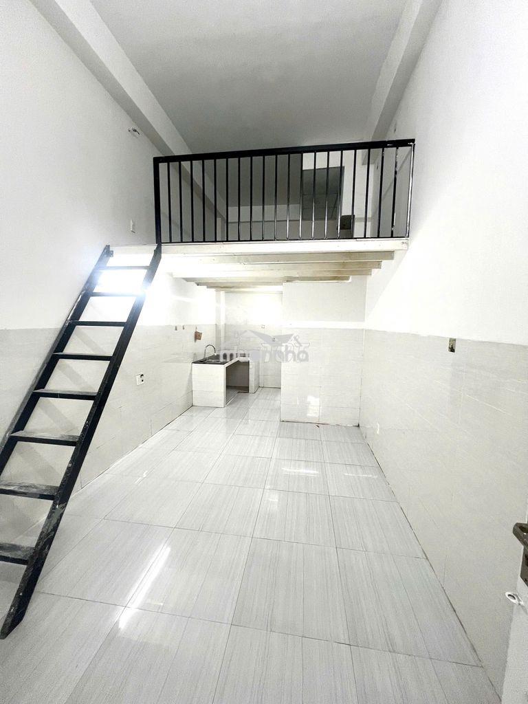 Phòng trọ 35m2 có gác lửng cao 1m7 ngay gigamall thủ đức - 2
