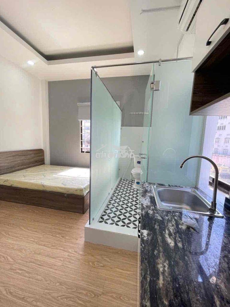 Phòng cửa sổ thoáng full nội thất - 4