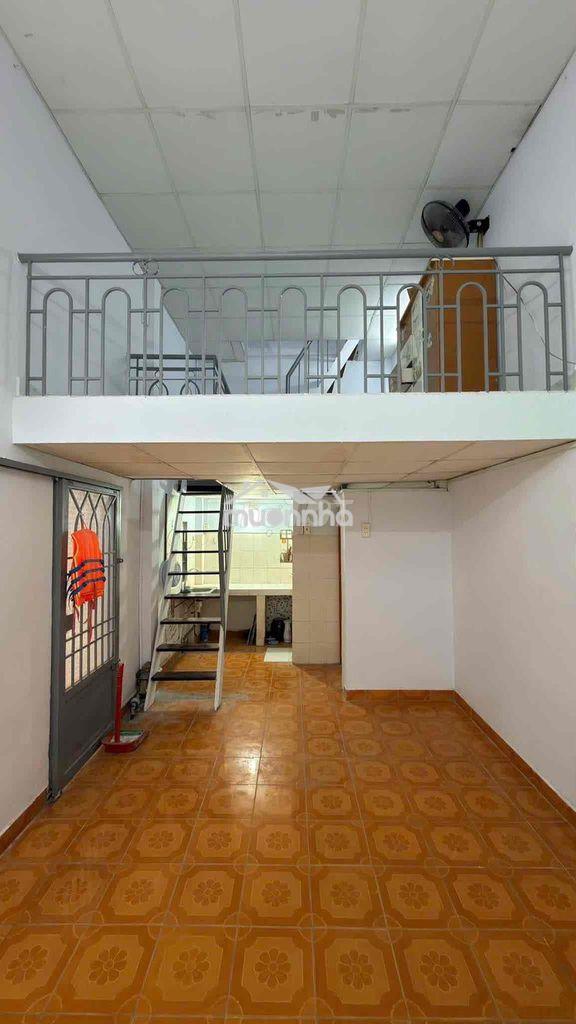 Cho thuê nhà 3 tầng 60m2 dtsd chỉ 6tr/th - 2