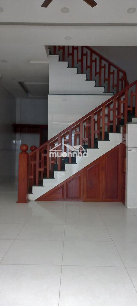 Nhà thuê lạc long quân - 2