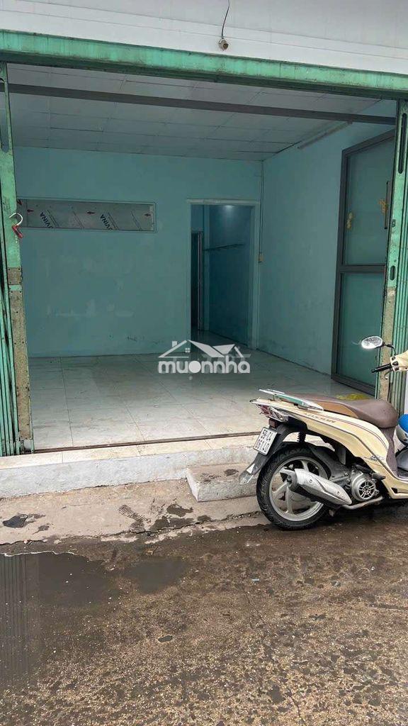 Cho thuê nhà nguyên căn mặt tiền hẻm xe hơi trần xuân soạn  - 2