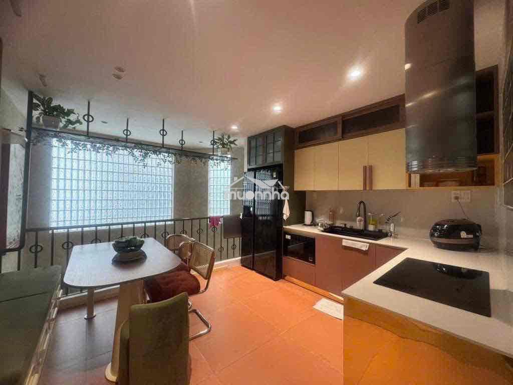 Nhà mới 5 tầng có thang máy. (4m x 10m). giá 10.6 tỷ tl - 2