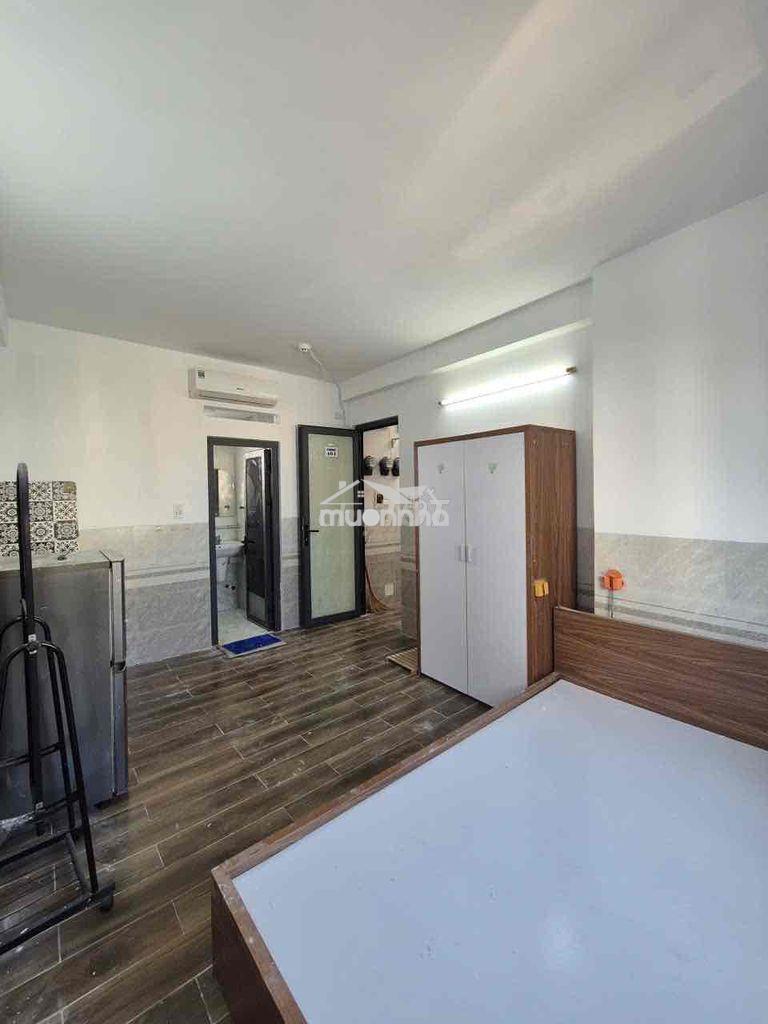 Studio cửa sổ trời đầy đủ nội thất sát bến xe quận 8 đầy đủ tiện nghi - 4