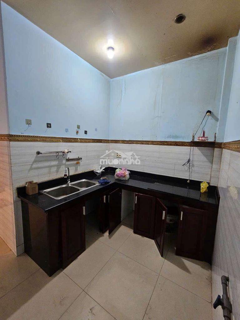 Nhà 10x7m hẻm xe hơi tải thông 1/ lê văn thọ p9 gò vấp.  - 4