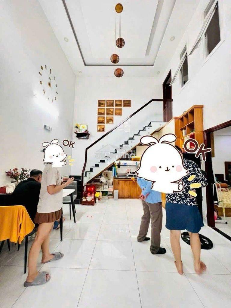 Cho thuê nhà 2 tầng đẹp full nội thất đường số 8 linh trung