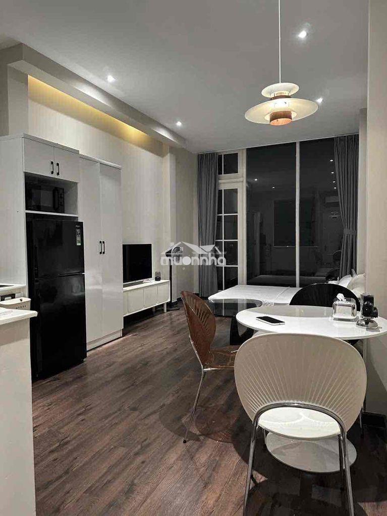 Căn hộ thiết kế hiện đại - nội thất cao cấp - ban công lớn thoáng mát