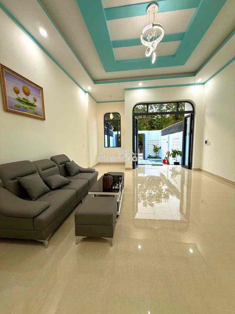 Bán nhà dt rộng,giá tốt, gần trung tâm tdm - 3