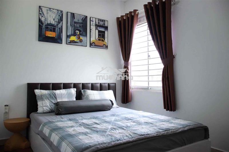 Bán căn hộ chung cư hưng phú, 2 phòng ngủ, nội thất cao cấp