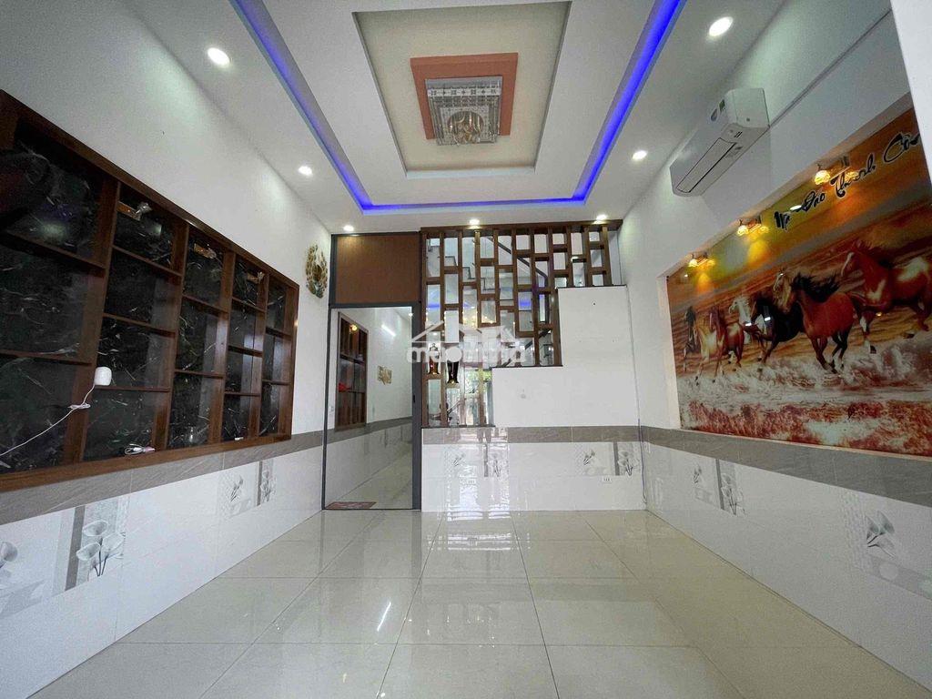 Chính chủ cần bán nhà mặt tiền bình chuẩn 07 - 4