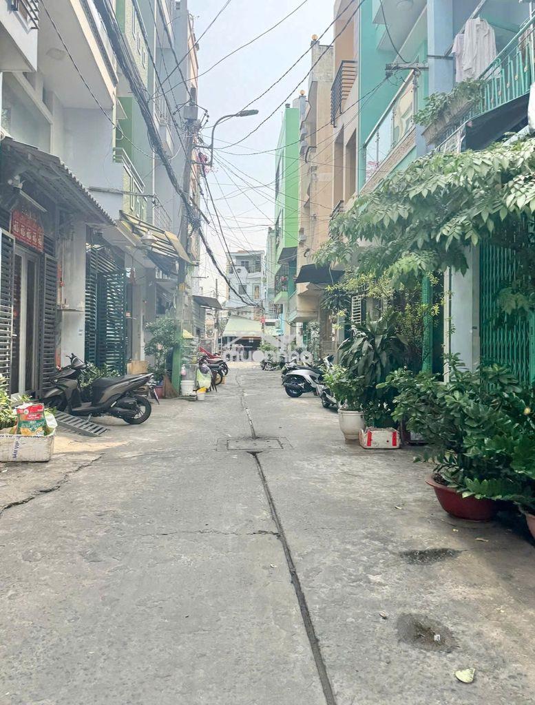 Nhà hẻm xe tải thông q11 - thái phiên, 4 tầng, giá 10,5 tỷ