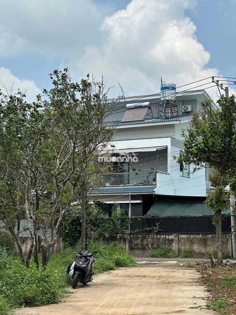 Đất ngay trường nguyễn hữu cảnh lê a bình lộc - 3