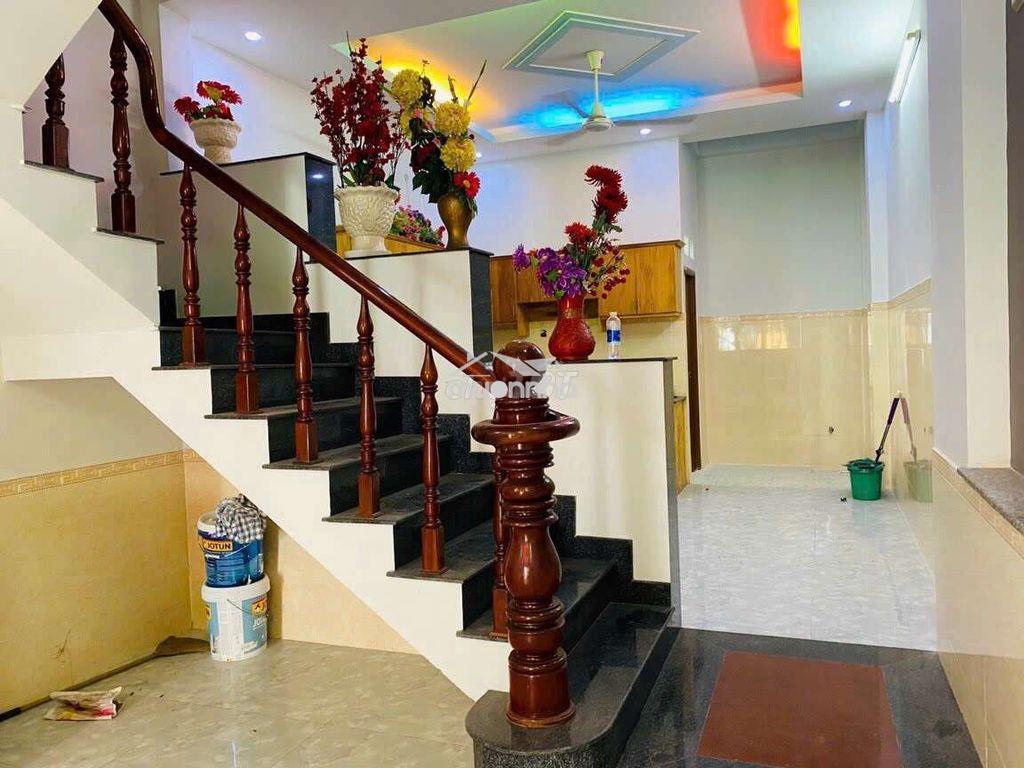 Cho thuê nhà 1 trệt 2 lầu gần sân vận động đông hoà - 3