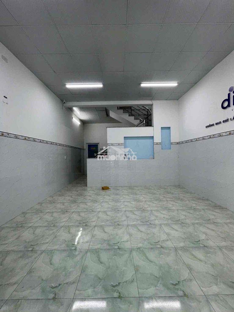 Nhà liên khu 4-5 ( 5x14m ) 3 phòng - 7,5tr/ tháng