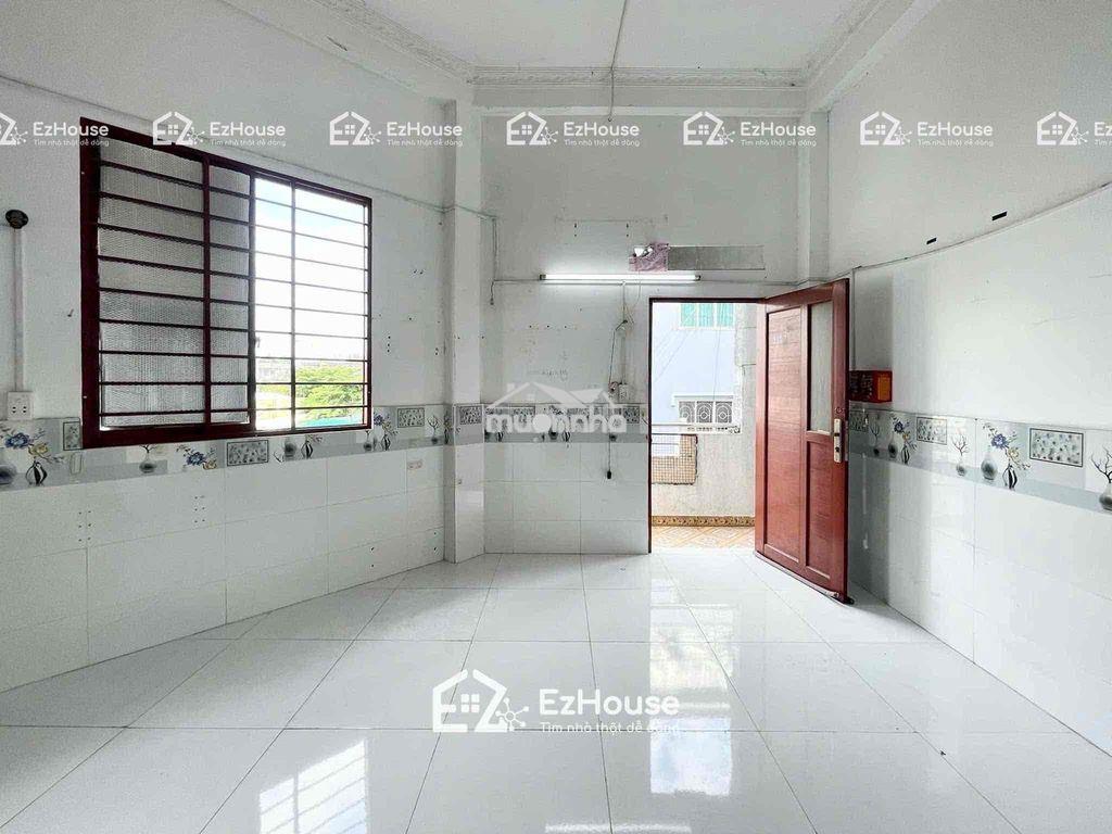 Phòng trọ sinh viên giá rẻ_ban công siêu thoáng ngay hậu giang - 3