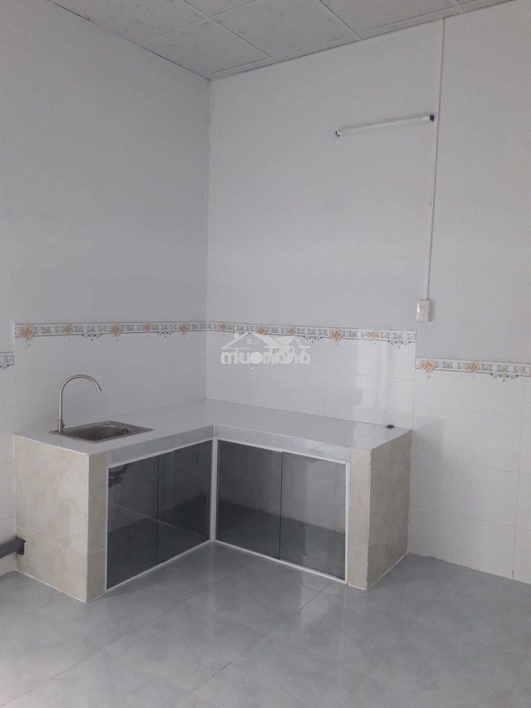 Cho thuê  nhà cấp 4, gần khu ngân thuận, tt bình thủy cần thơ