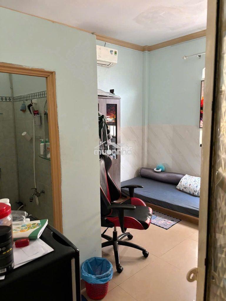 Cho thuê nhà hẻm 7 m thông cách mt gò dầu 30 m : 4 x 13 đúc 3 tấm - 4
