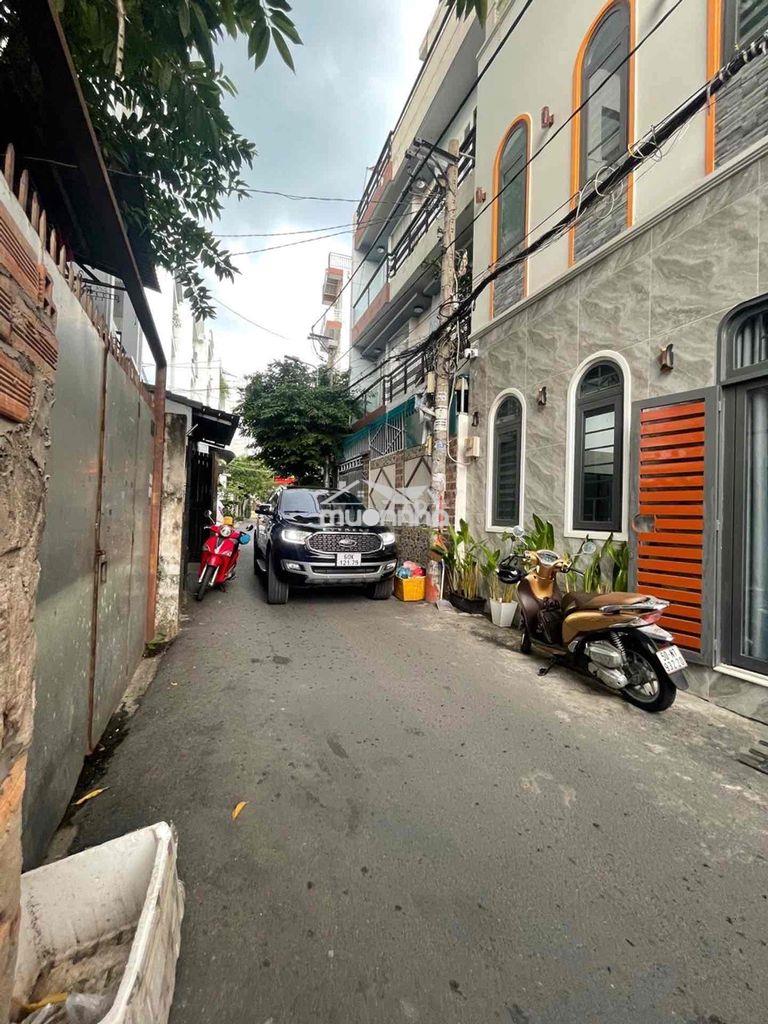 Siêu vip bùi quang là
