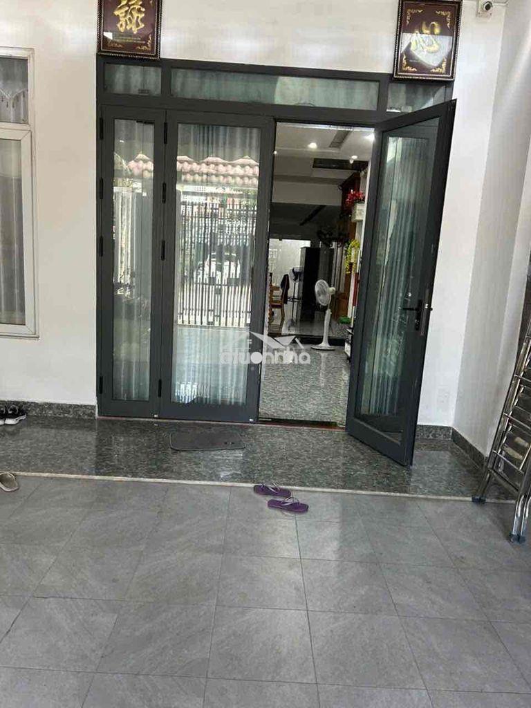 Cho thuê nhà 3 tầng đường 7,5m nguyễn xí hoà minh liên chiểu