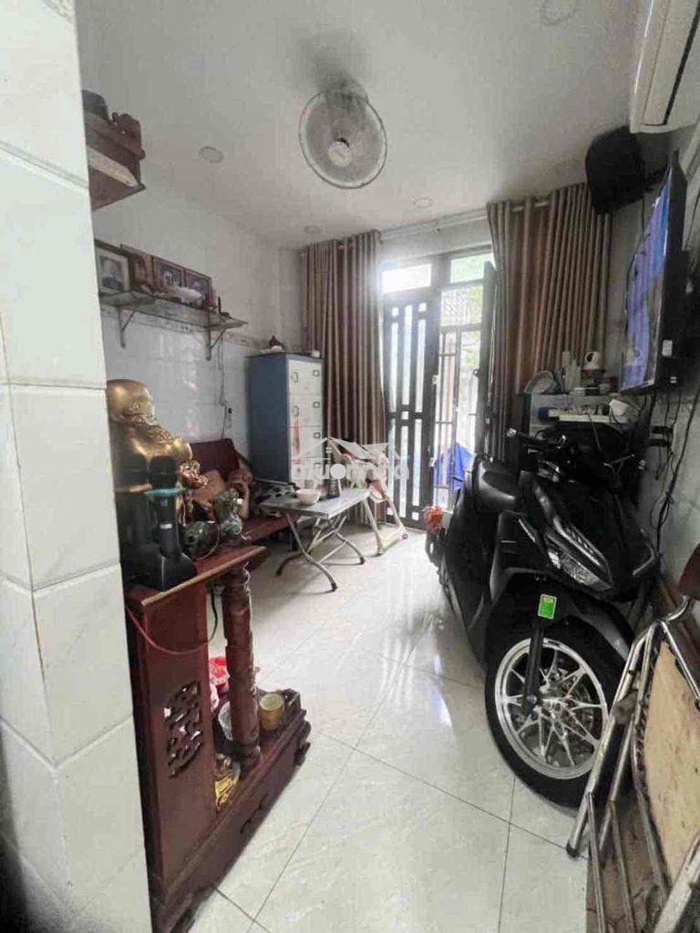 Thua độ đá banh bán gấp hơn 3tỷ hẻm xe hơi tìm đâu ra nhanh lên a/c. - 3
