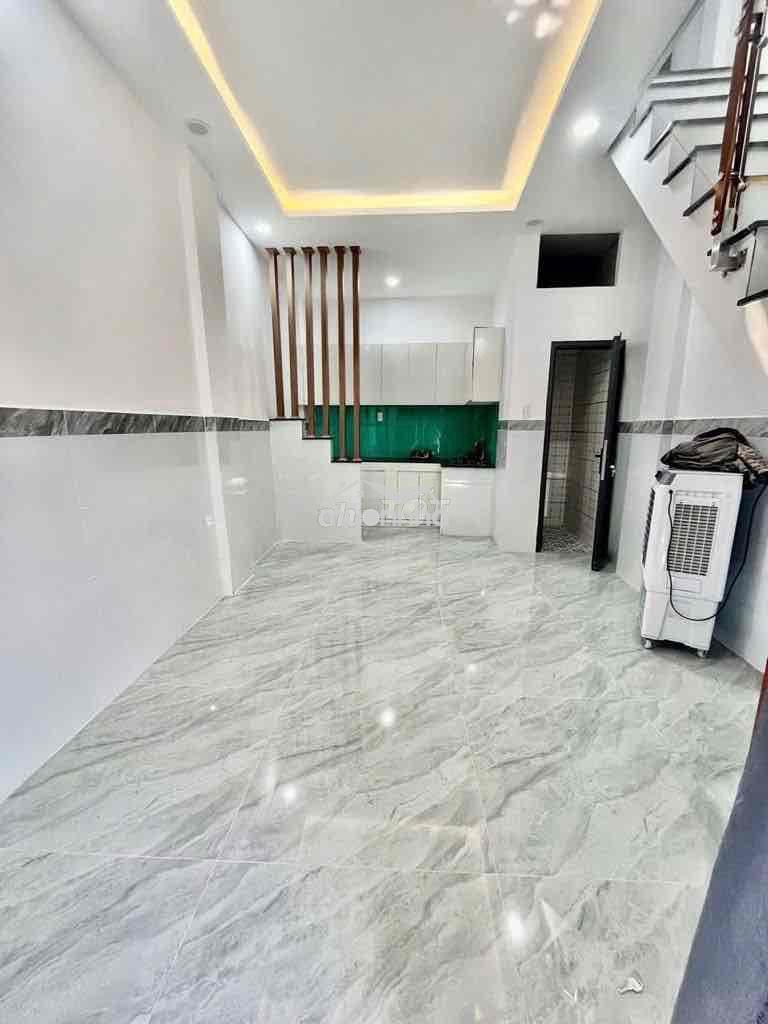 Nhà diện tích thực tế lớn - giá siêu tốt - 3