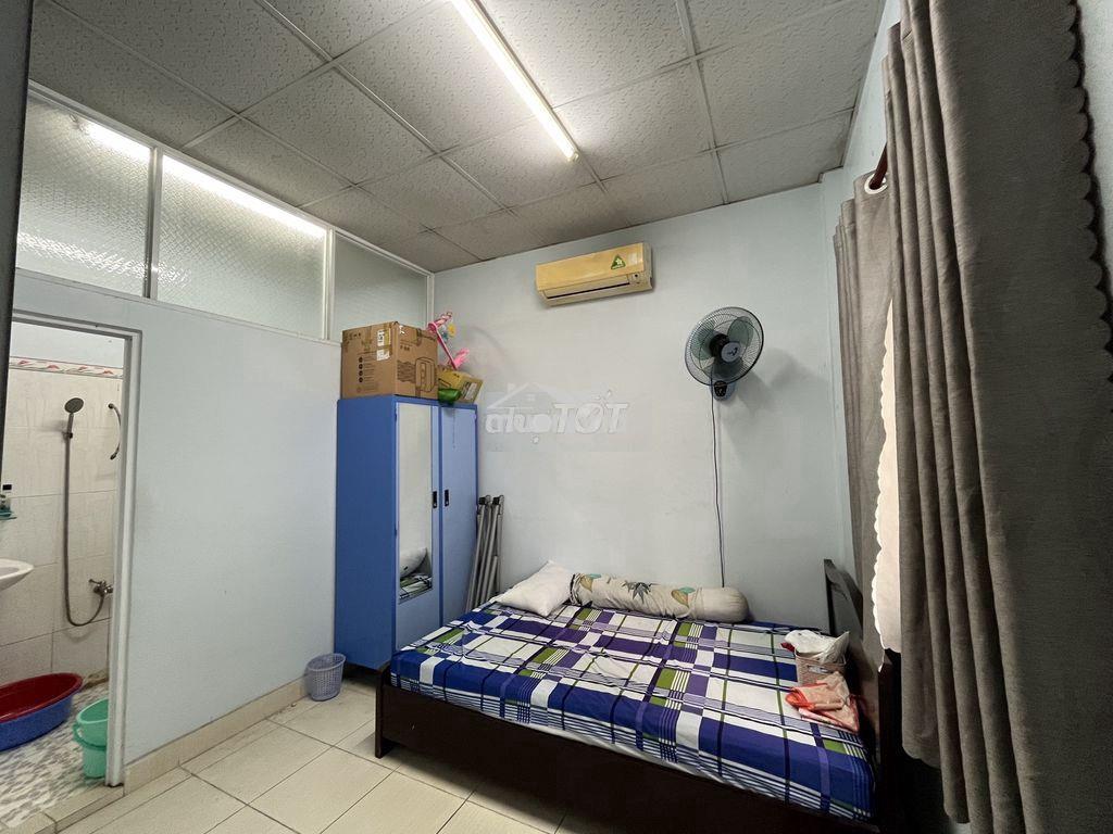 Nhà đường phan văn hớn, ngay cầu tham lương, 4,5x11m, shr - 3