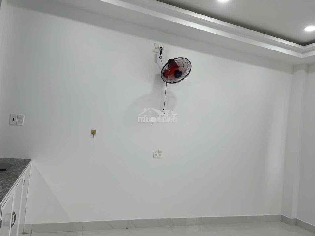 Phòng trọ cao cấp tại ngã tư bốn xã - 4