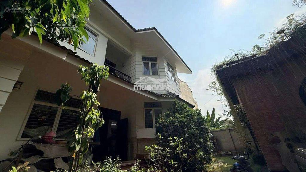 Villa sân vườn đẹp hiếm có tại bình thạnh – dt 300m² - 2