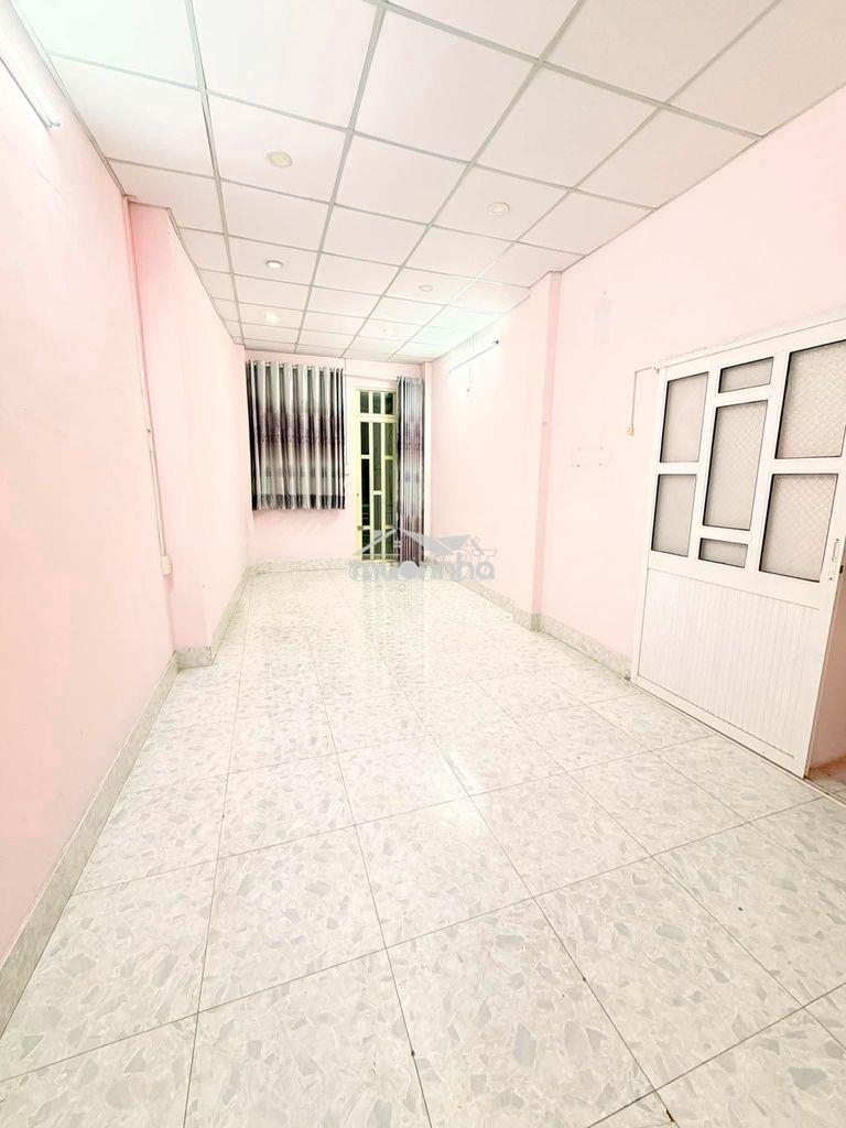 GIẢM NGAY 500TR CHO NHÀ 45M2 - , NỞ HẬU 4M QUẬN 11 - HẺM XH - 2