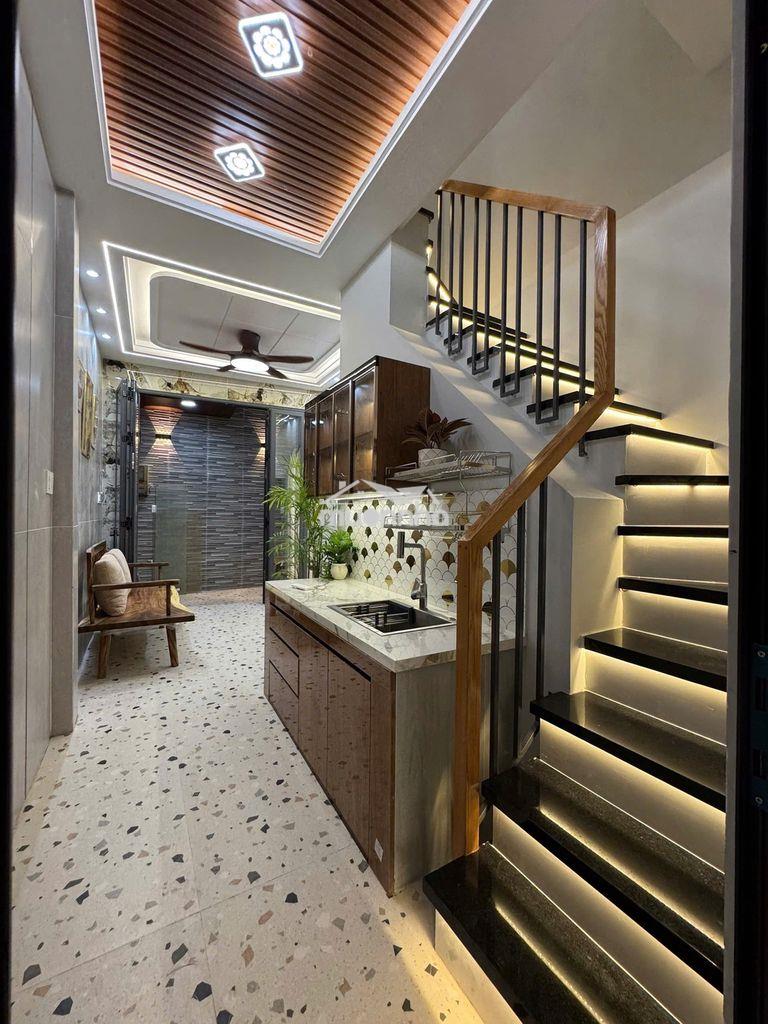 Nhỉnh 5 tỷ sở hữu căn nhà trung tâm quận 6 - 2