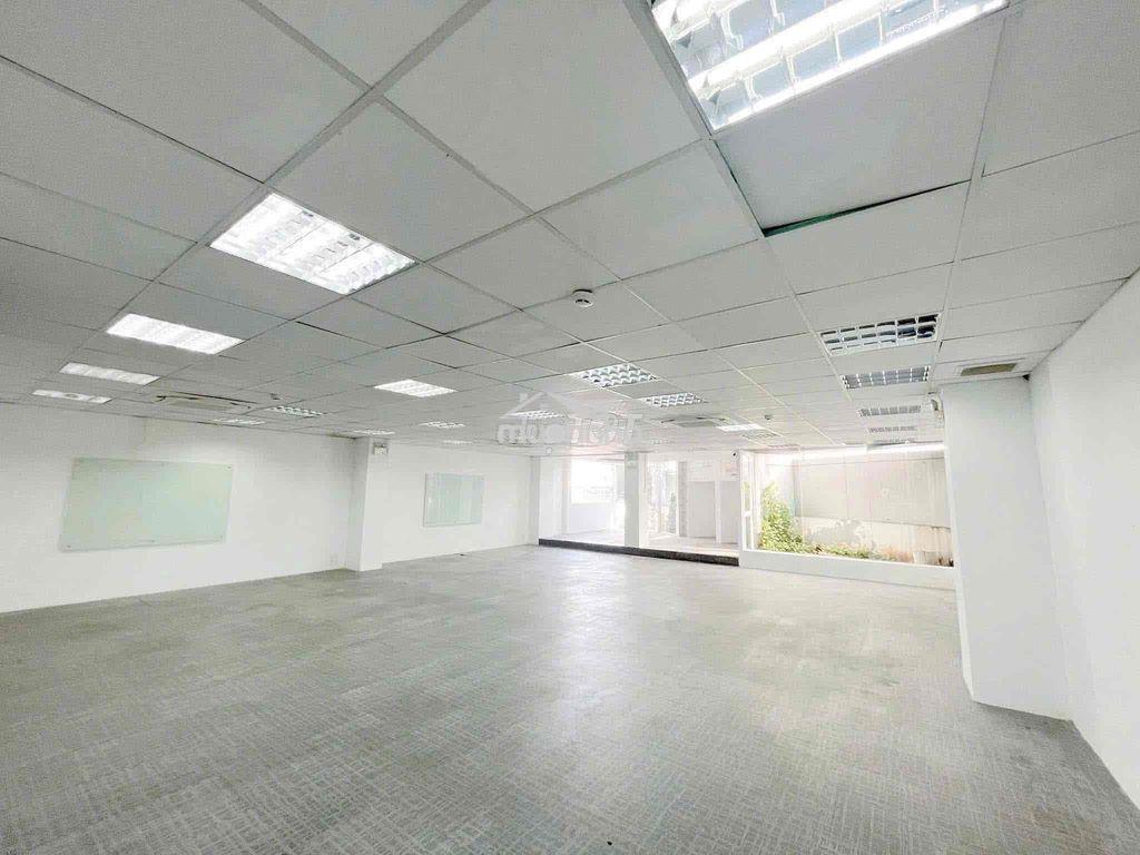 Cho thuê vp út tịch 210m2 sàn suốt đầy đủ ánh sáng tự nhiên - 4