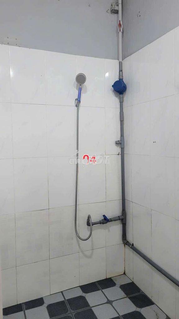Ngay vòng xoay lê đại hành - 4