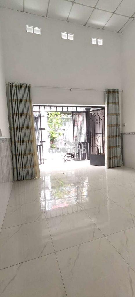 Gấp bán . nhà hẻm xe hơi 52m2 đất . 3 phòng . chỉ 3,9 tỷ