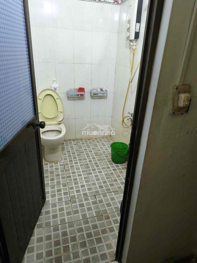 Nguyễn căn hxt 8m lê văn sỹ(4x30m 1 lầu sân thượng 7pn ) - 3